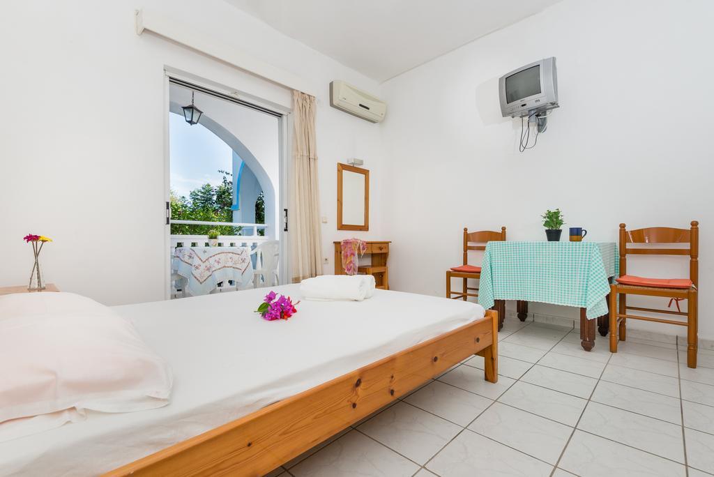 Tassos & Marios Apartments I Лаганас Номер фото